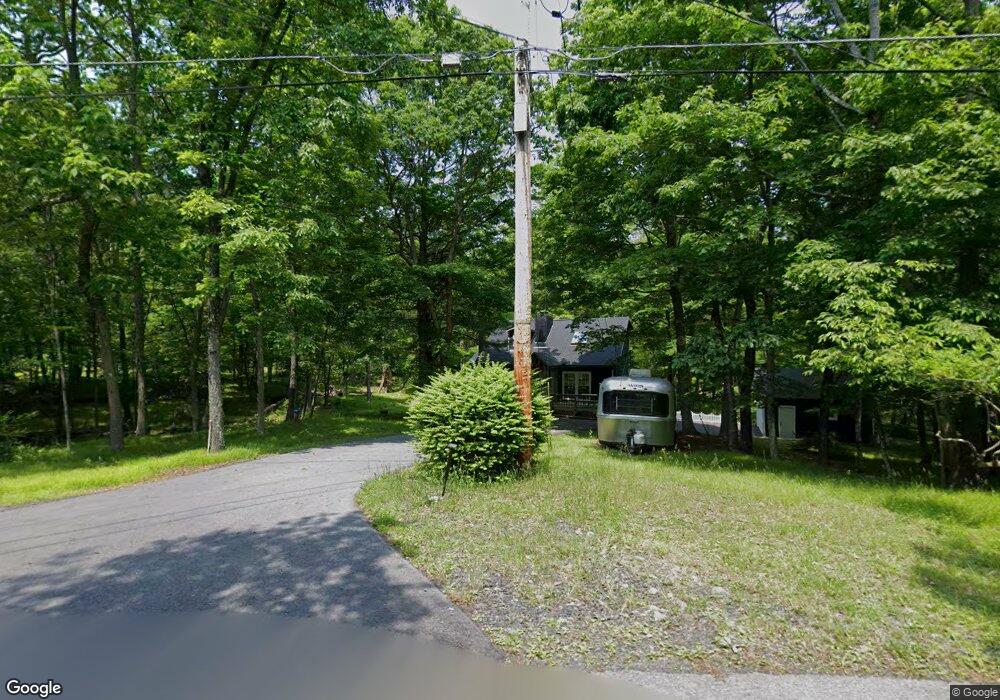 131 Rabbit Ct, Bushkill, PA 18324 - photo 1