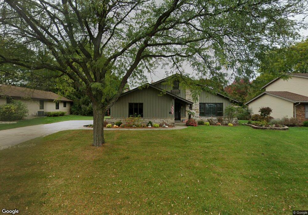 W164N10567 Timberline Ct, Germantown, WI 53022 - photo 1