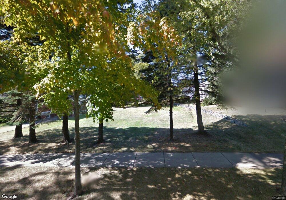 2511 E 2nd St, Duluth, MN 55812 - photo 1