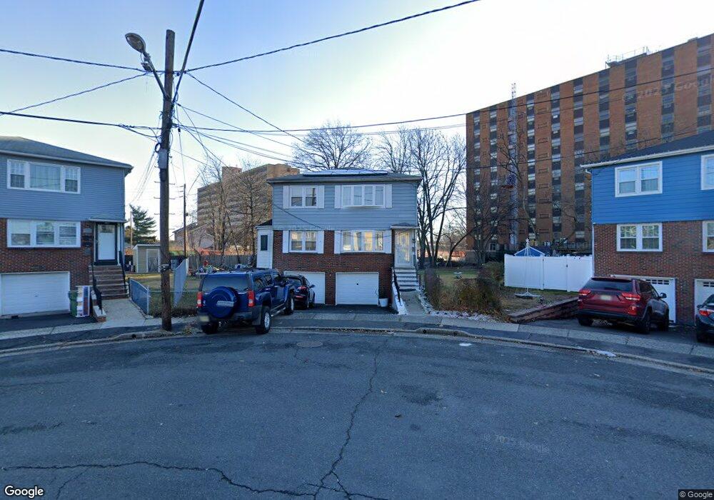 1016 Nora Dr unit 2, Linden, NJ 07036 - photo 1