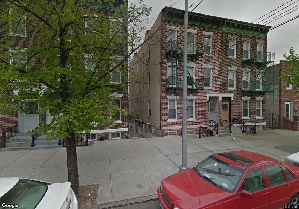 42-13 23rd Ave unit 1-F, Astoria, NY 11105 - photo 1