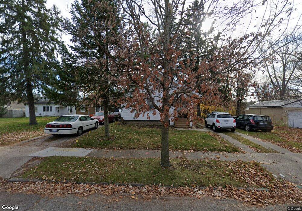 554 Tisdale Ave, Lansing, MI 48910 - photo 1
