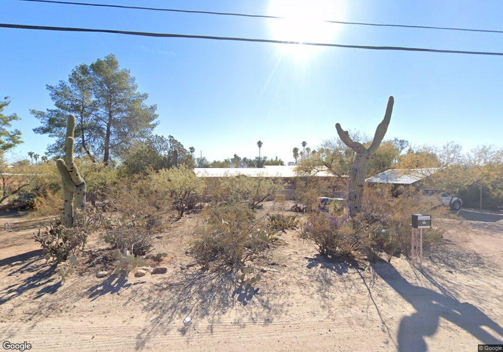 1352 E Lind Rd, Tucson, AZ 85719 - photo 1