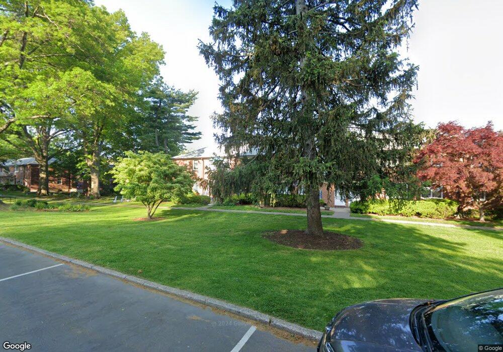 204 S Buckhout St unit 204, Irvington, NY 10533 - photo 1