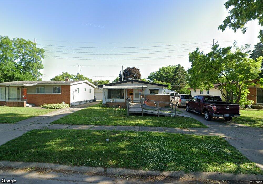 1013 Macdonald Ave, Flint, MI 48507 - photo 1