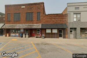 1010 4th St, Orion, IL 61273