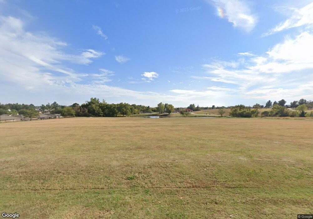 1101 W 45th St, Shawnee, OK 74804 - photo 1