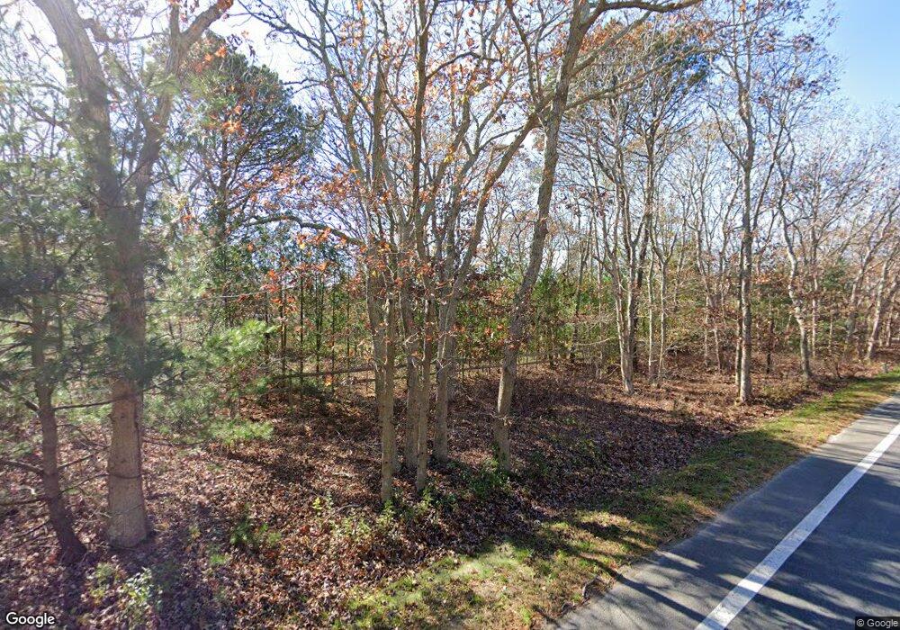 5 Blue Bird Ln, Vineyard Haven, MA 02568 - photo 1