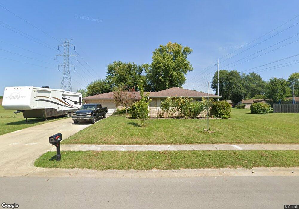 4860 Woodcrest Dr, Columbus, IN 47203 - photo 1