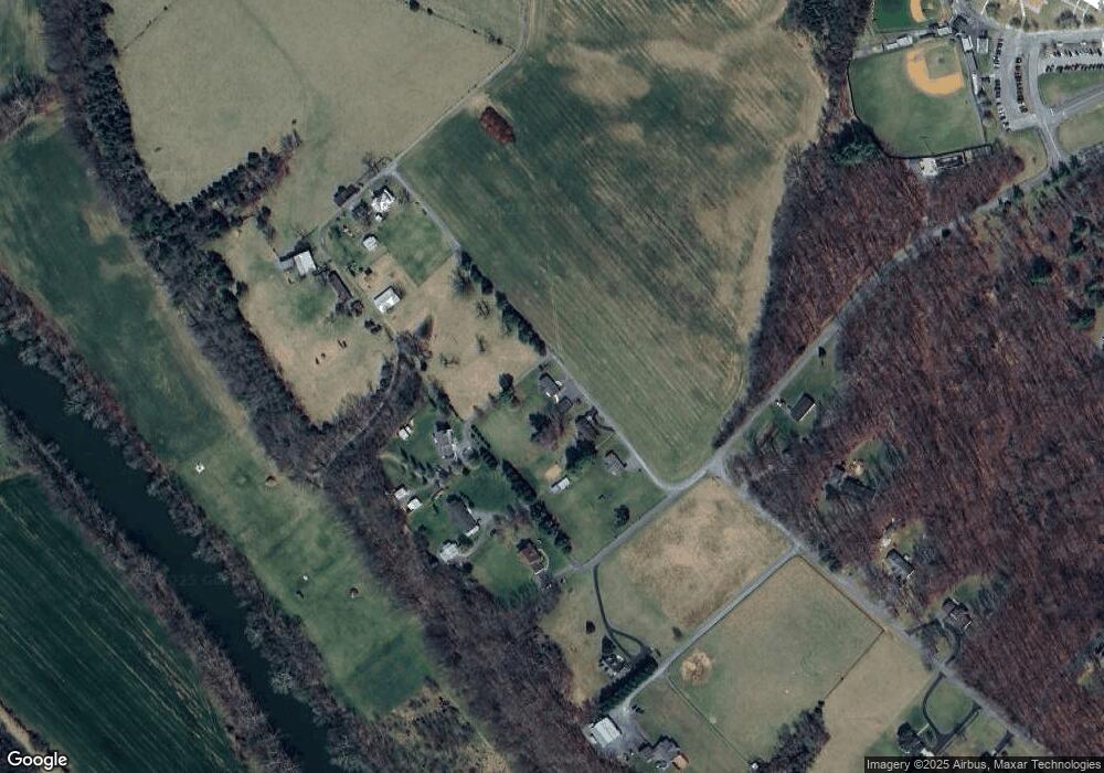 507 Stickley Loop, Strasburg, VA 22657 - photo 1