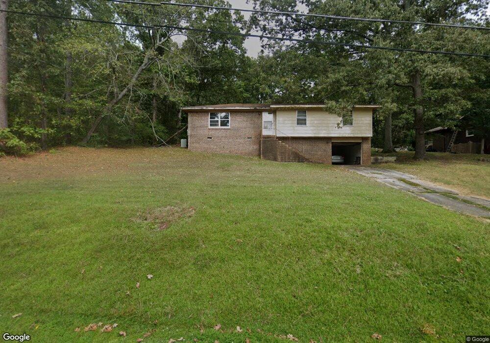 1221 Hillcrest Dr, Weaver, AL 36277 - photo 1