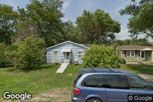 602 E 1st St, Plankinton, SD 57368