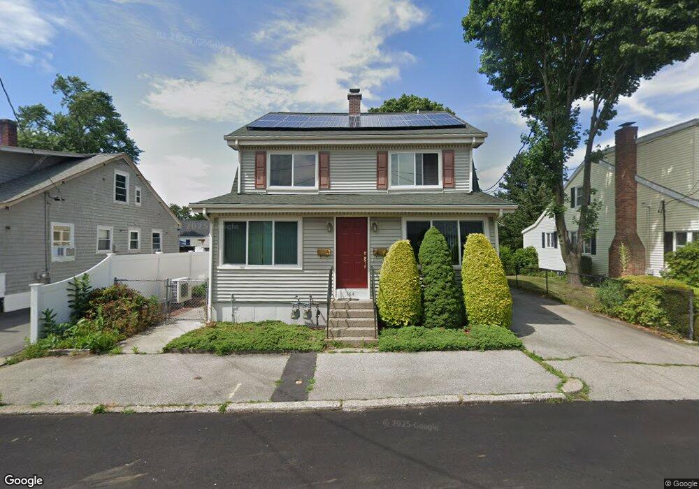 164 Evergreen St, Pawtucket, RI 02861 - photo 1