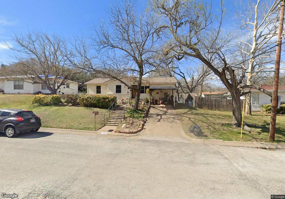 1214 S Lamar St, Weatherford, TX 76086 - photo 1