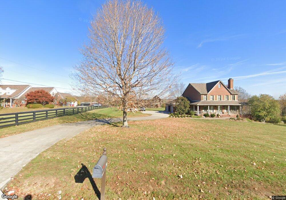 400 Colston Ln, Frankfort, KY 40601 - photo 1