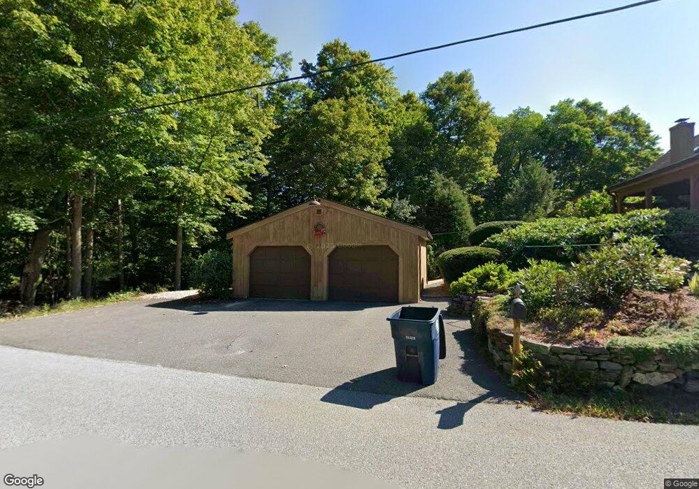 398 E Dunstable Rd, Nashua, NH 03062 - photo 1