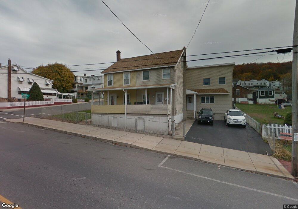 442 E Patterson St, Lansford, PA 18232 - photo 1