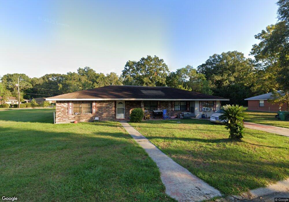 1021 Clover Cir, Picayune, MS 39466 - photo 1