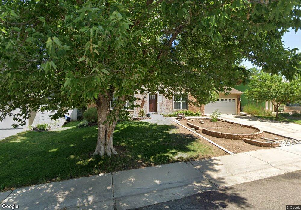 2446 S Elkhart Ct, Aurora, CO 80014 - photo 1