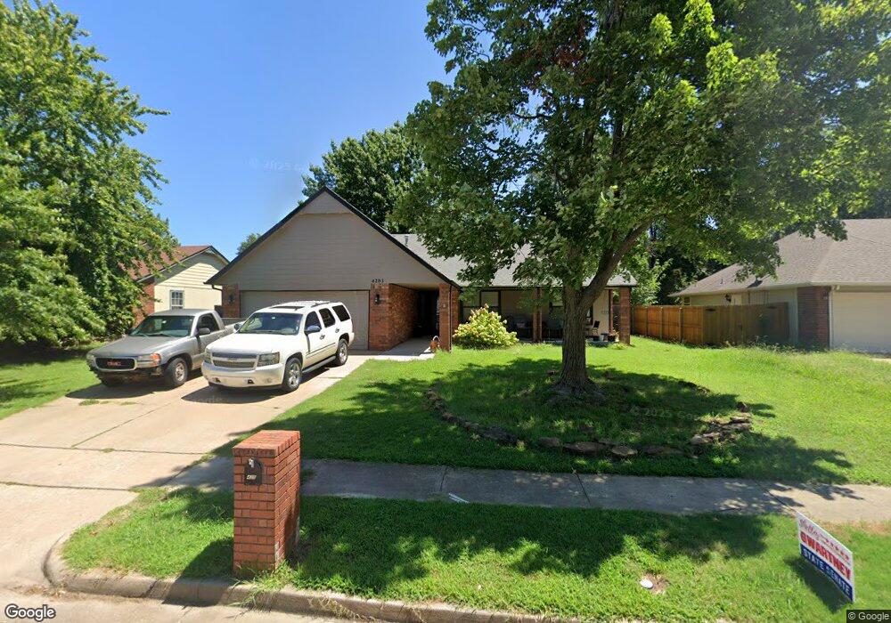 4203 S Walnut Ave, Broken Arrow, OK 74011 - photo 1