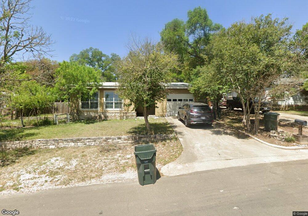 134 W Hillcrest Dr, San Marcos, TX 78666 - photo 1