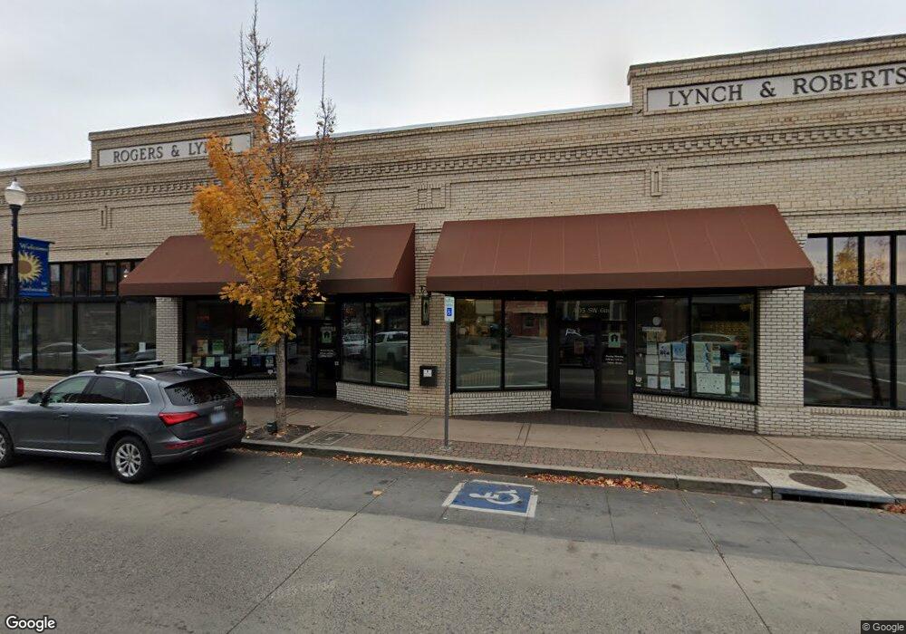 405 SW 6th St, Redmond, OR 97756 - photo 1