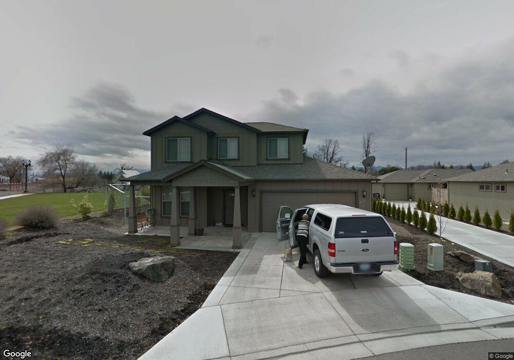 297 Mac Ct, Central Point, OR 97502 - photo 1