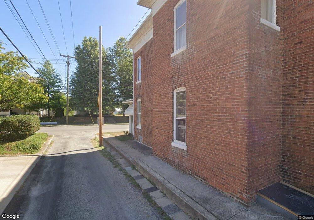 123 S Maple St, Lancaster, OH 43130 - photo 1