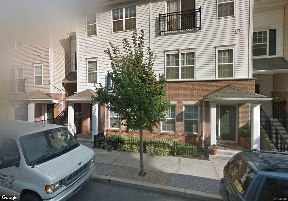 4 Greenwich Dr unit 605, Jersey City, NJ 07305 - photo 1