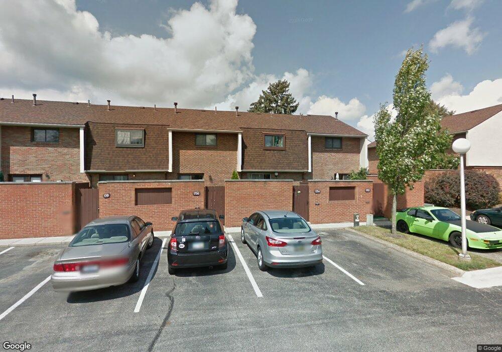 1754 Willoway Cir S, Columbus, OH 43220 - photo 1