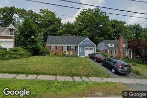 32 Wayne Ave, River Edge, NJ 07661