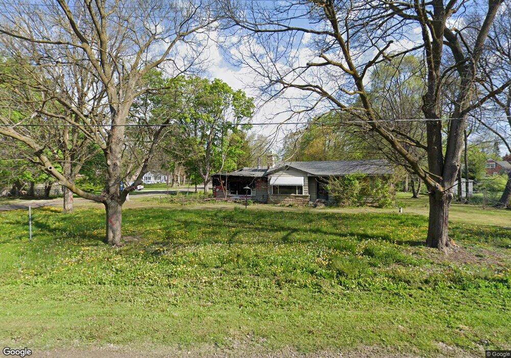 1068 Boyne St, Flint, MI 48507 - photo 1