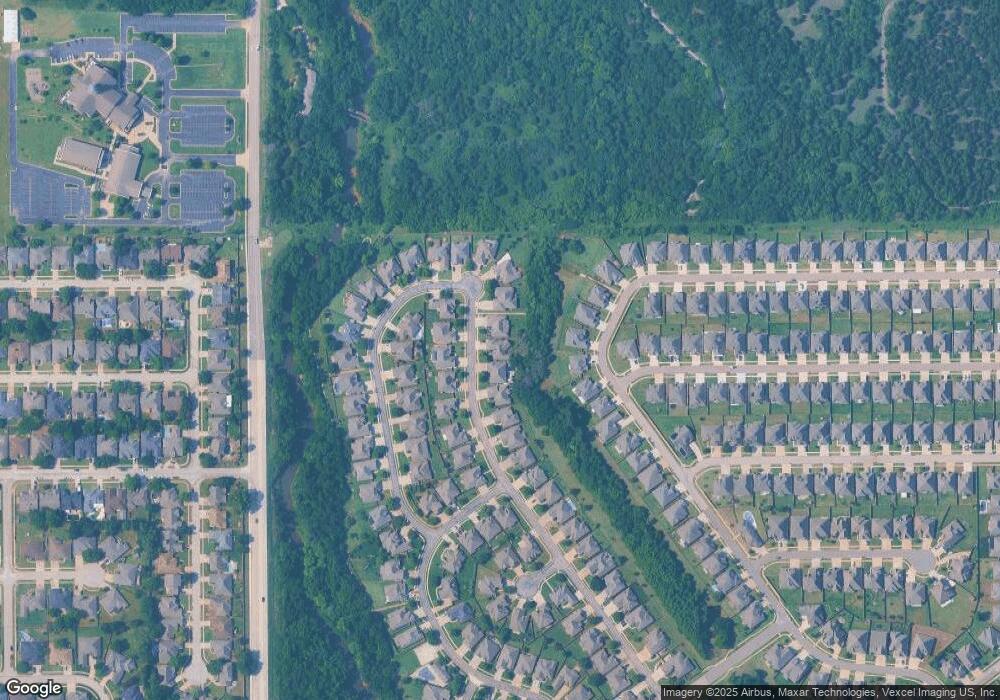 19820 Crest Ridge Dr, Edmond, OK 73012 - photo 1