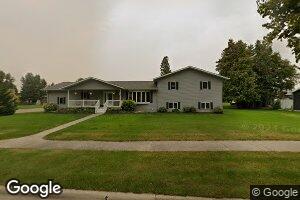402 W 1st St, Argyle, MN 56713