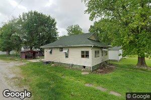 410 W Washington Ave, Nokomis, IL 62075