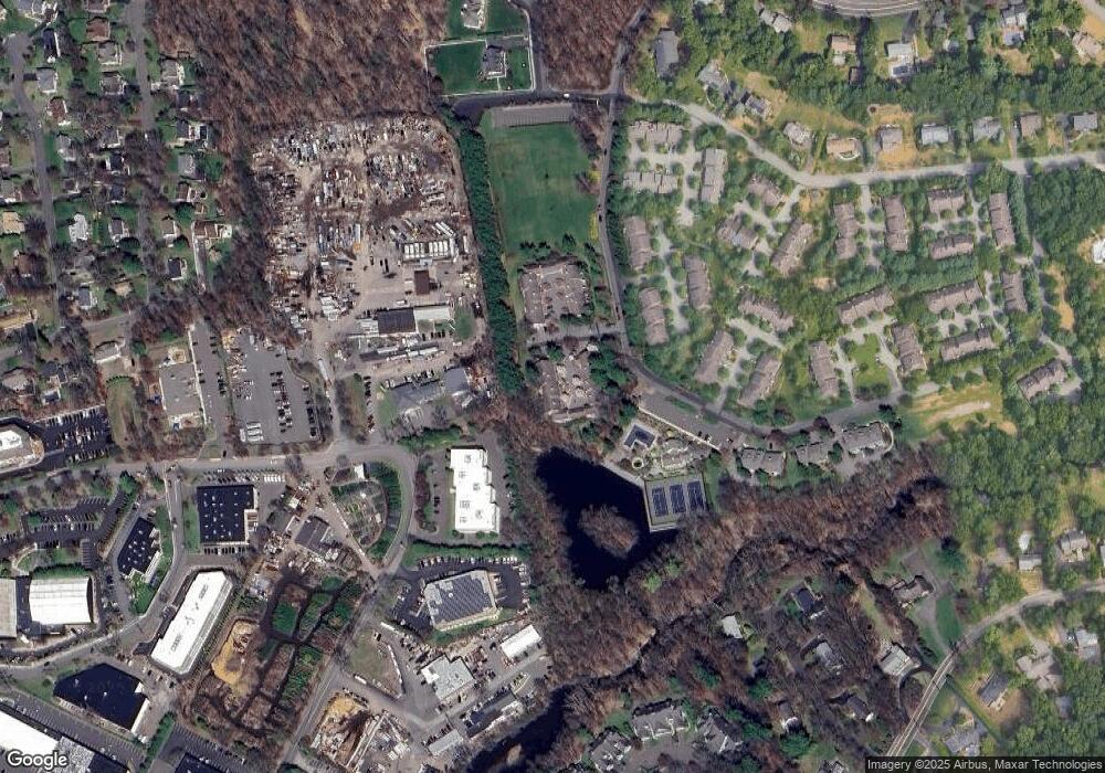 185 Dickinson Ln, Mahwah, NJ 07430 - photo 1