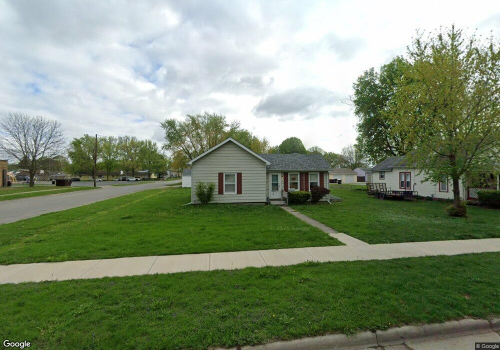 1100 Pekin St unit 200 N. Sheridan St., Lincoln, IL 62656 - photo 1
