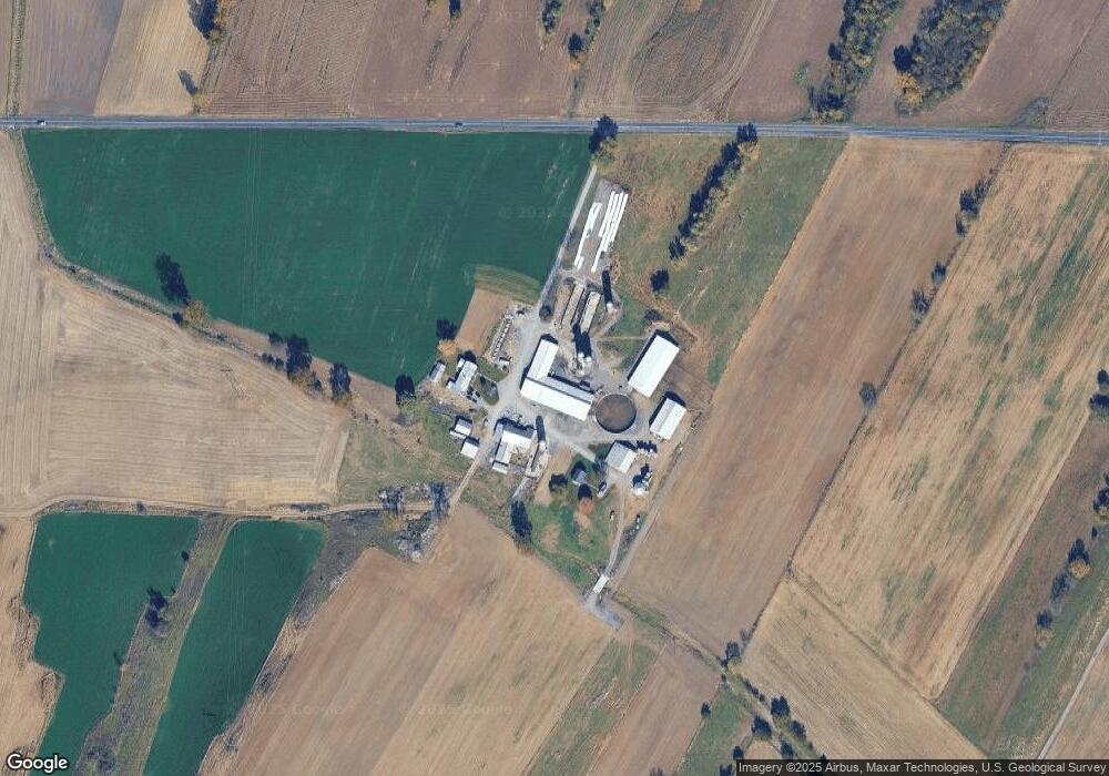 2450 State Line Rd, Waynesboro, PA 17268 - photo 1