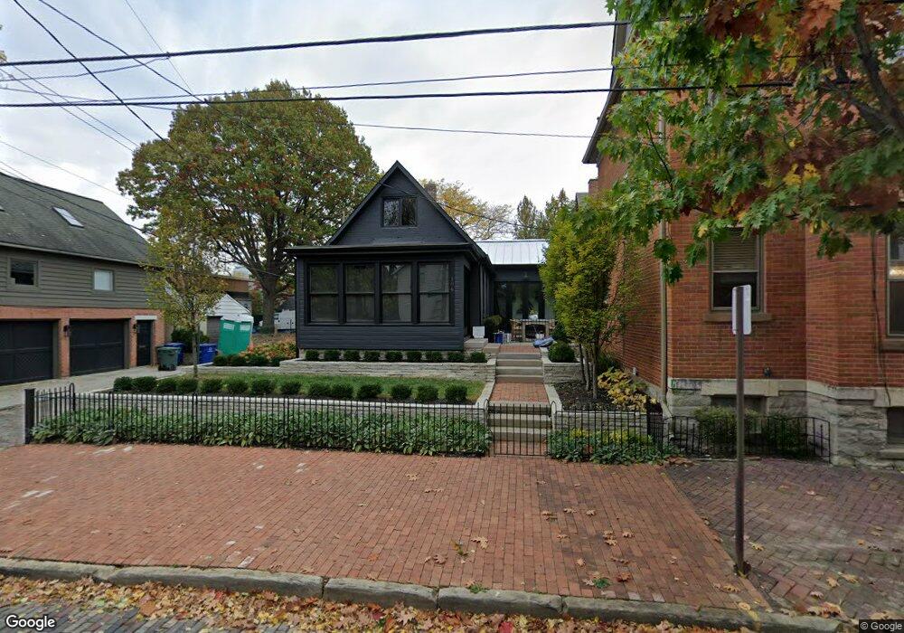 186 E Sycamore St, Columbus, OH 43206 - photo 1