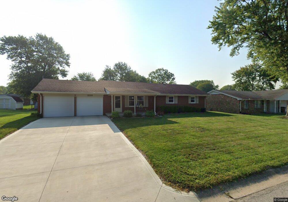 2919 Camelot Ln, Columbus, IN 47203 - photo 1