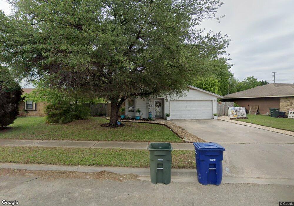 906 Hackberry St, Copperas Cove, TX 76522 - photo 1