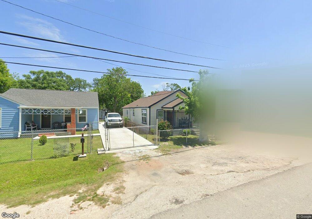 7110 De Priest St, Houston, TX 77091 - photo 1