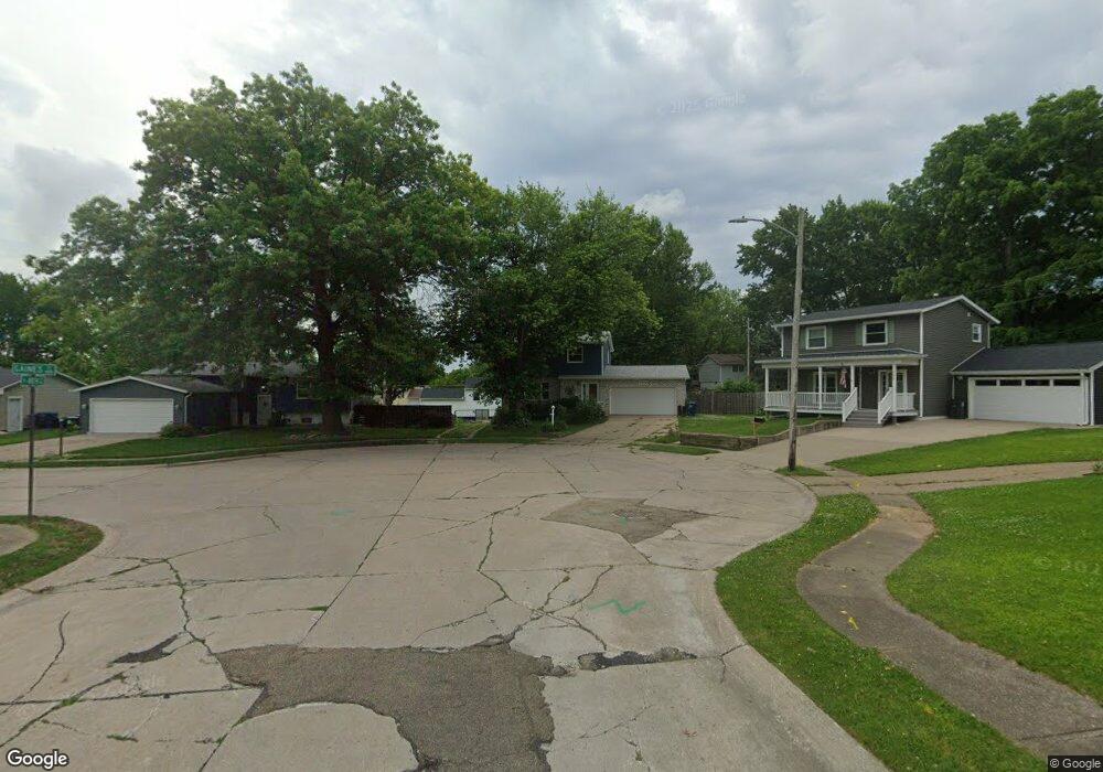 703 W 48th St, Davenport, IA 52806 - photo 1