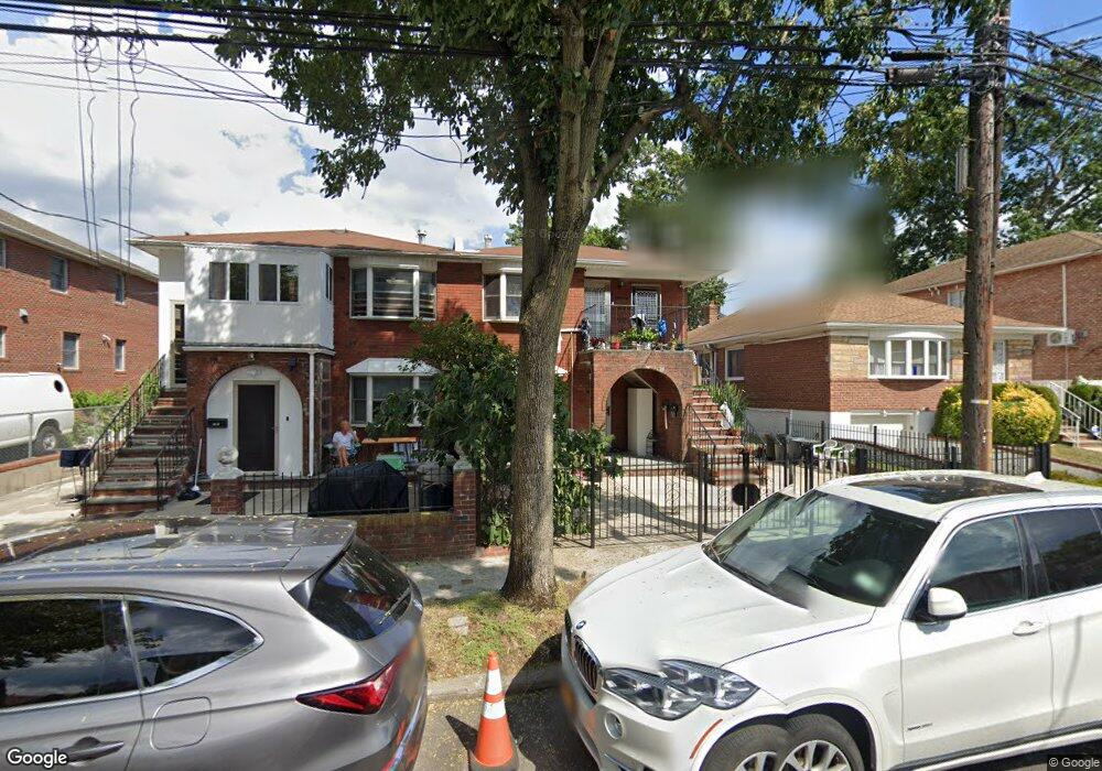 4035 189th St, Flushing, NY 11358 - photo 1