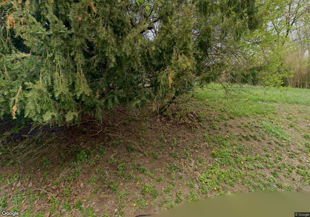 907 Leiszs Bridge Rd, Reading, PA 19605 - photo 1