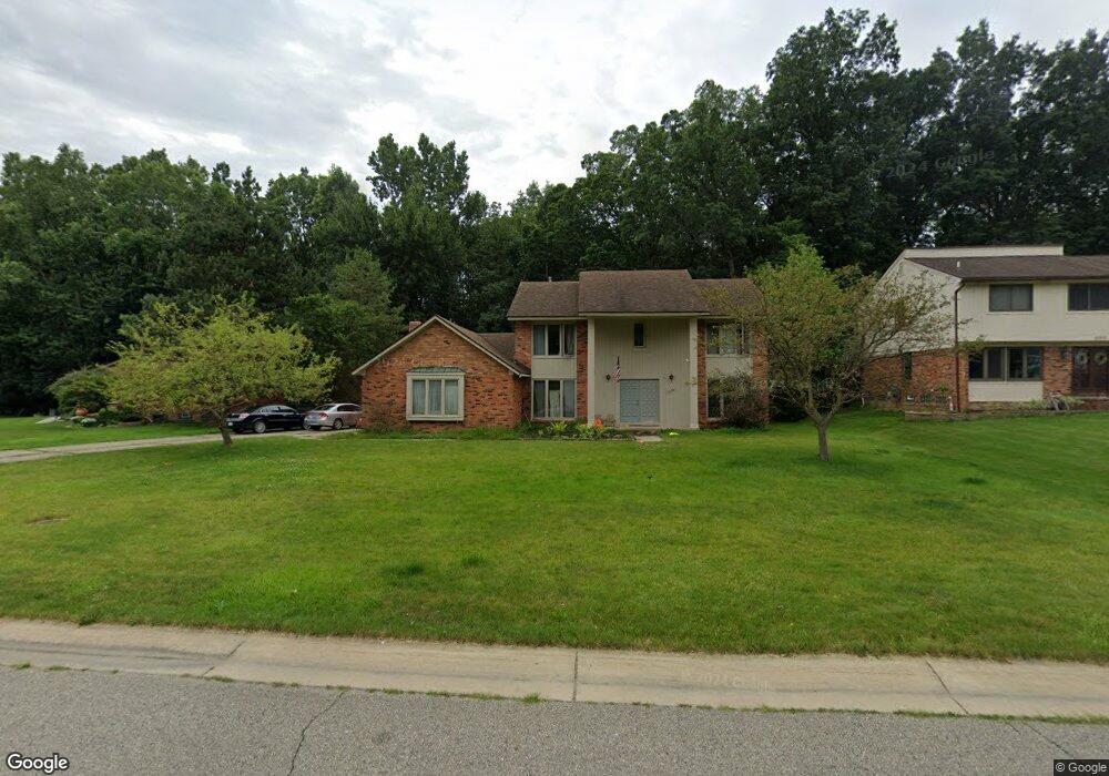 6106 Glen Eagles Dr, West Bloomfield, MI 48323 - photo 1