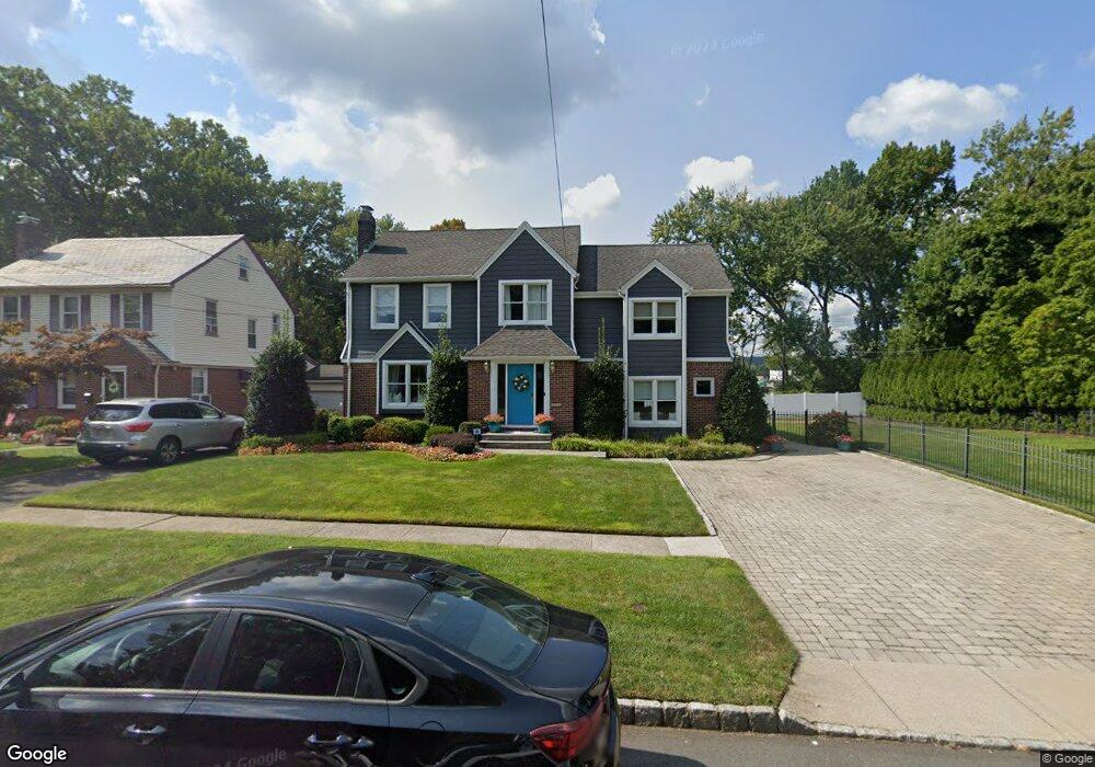 84 Lindbergh Blvd, Bloomfield, NJ 07003 - photo 1