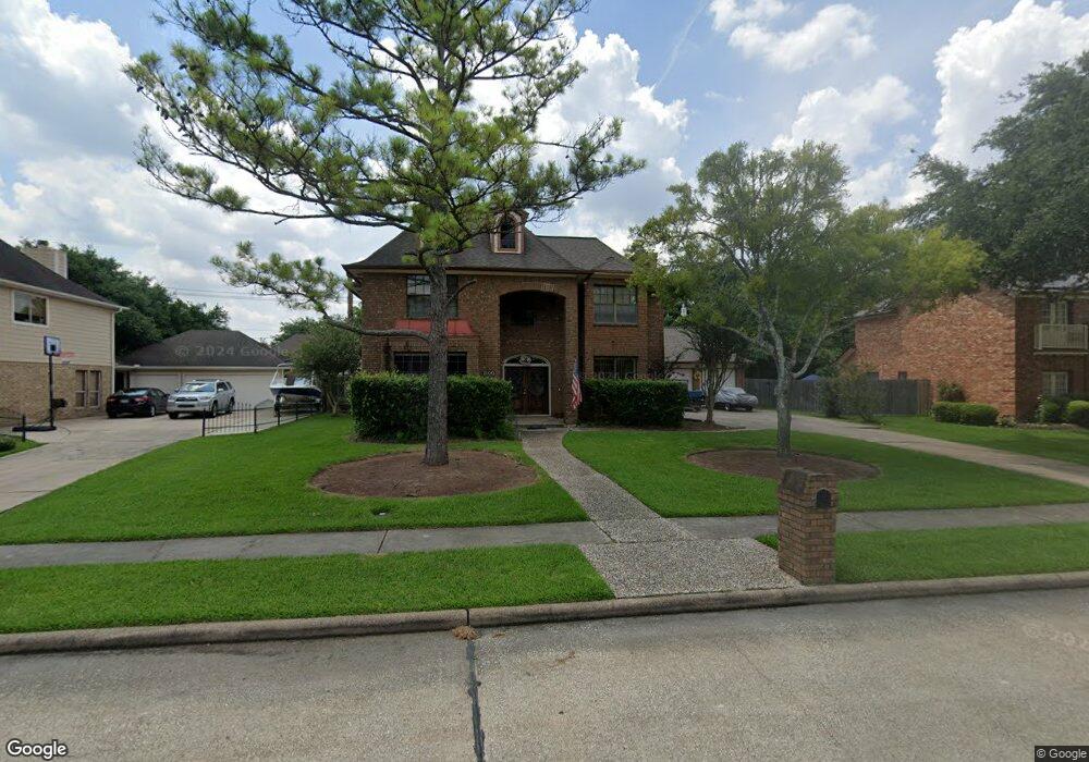1100 Middlecreek St, Friendswood, TX 77546 - photo 1