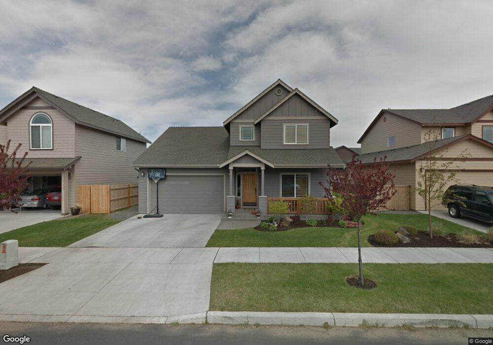 61642 Vega St, Bend, OR 97702 - photo 1