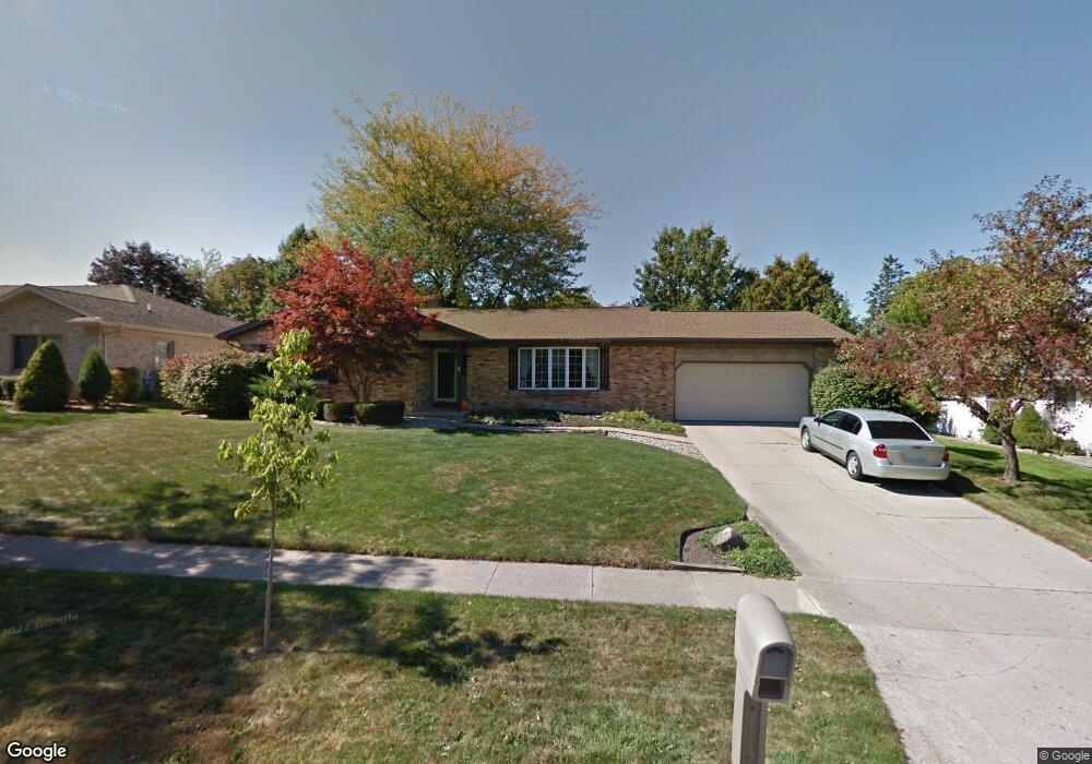 330 Harlan Dr, Frankenmuth, MI 48734 - photo 1